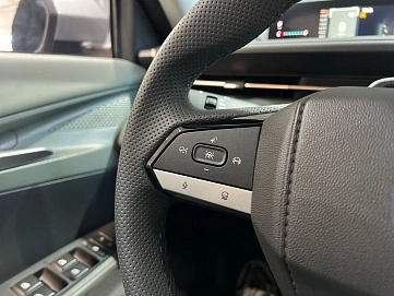 Changan Lamore, 2024г., передний привод, робот