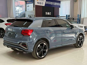Audi Q2, 2023г., передний привод, робот