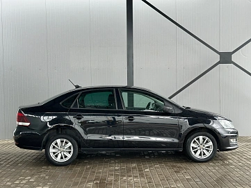 Volkswagen Polo, 2019г., передний привод, автомат