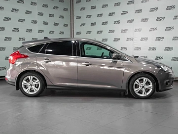 Ford Focus, 2012г., передний привод, механика