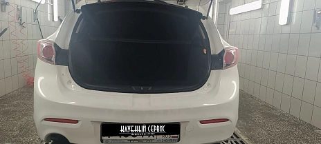 Mazda 3, 2012г., передний привод, механика