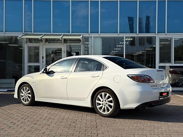 Mazda 6, 2010г., передний привод, автомат
