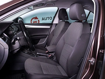 Skoda Octavia, 2015г., передний привод, робот