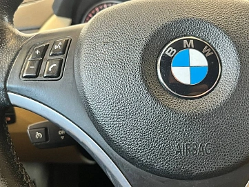BMW X1, 2011г., полный привод, автомат