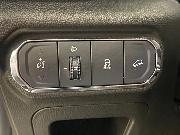 Haval Jolion, 2023г., передний привод, робот