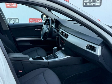 BMW 3 серии, 2011г., передний привод, автомат