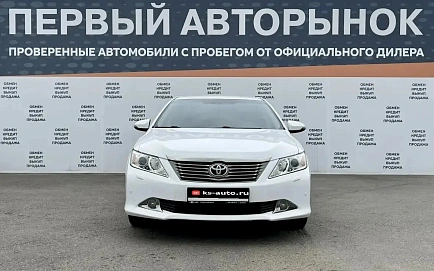 Toyota Camry, 2013г., передний привод, автомат
