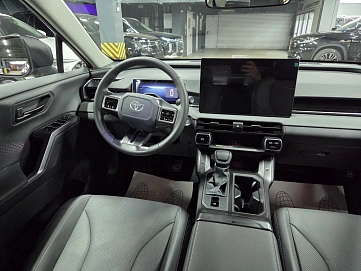 Toyota RAV4, 2026г., полный привод, вариатор
