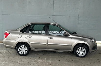 Lada (ВАЗ) Granta, 2020г., передний привод, механика