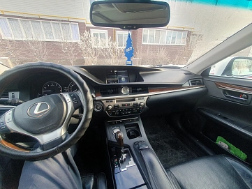 Lexus ES, 2014г., передний привод, автомат
