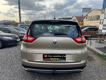 Renault Scenic, 2018г, передний привод, робот