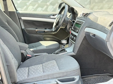 Skoda Octavia, 2011г., передний привод, робот