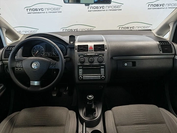 Volkswagen Touran, 2007г., передний привод, механика