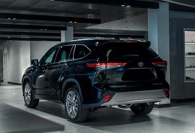 Toyota Highlander, 2026г, полный привод, автомат