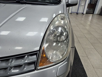 Nissan Note, 2006г., передний привод, механика