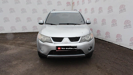 Mitsubishi Outlander, 2006г., передний привод, механика