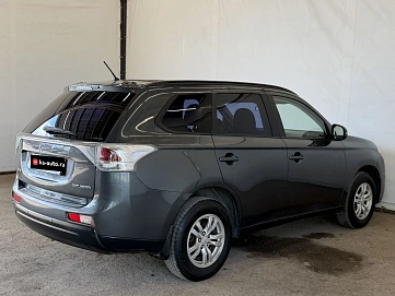 Mitsubishi Outlander, 2014г., полный привод, вариатор