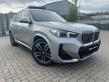 BMW X1, 2023г, передний привод, робот