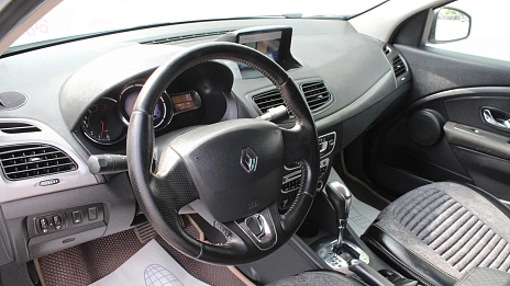 Renault Fluence, 2013г., передний привод, механика