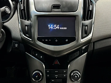 Chevrolet Cruze, 2014г., передний привод, механика