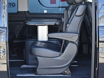 Mercedes-Benz V-Класс, 2016г., полный привод, автомат