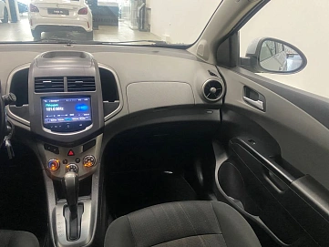 Chevrolet Aveo, 2012г., передний привод, автомат