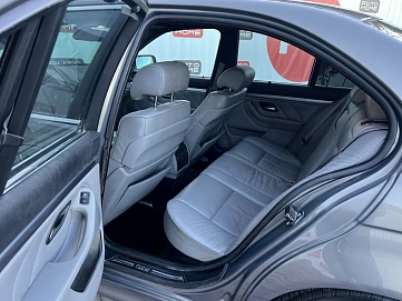 BMW 5 серии, 2001г., передний привод, автомат