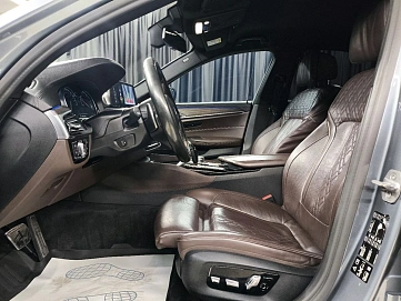 BMW 5 серии, 2017г., полный привод, автомат