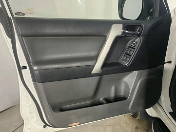 Toyota Land Cruiser Prado, 2013г., полный привод, автомат
