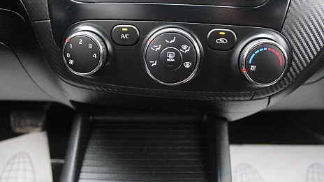 Kia Cerato, 2014г., передний привод, механика