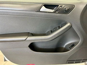 Volkswagen Jetta, 2014г., передний привод, механика