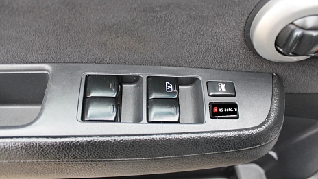 Nissan Tiida, 2008г., передний привод, механика