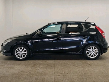 Hyundai i30, 2011г., передний привод, автомат