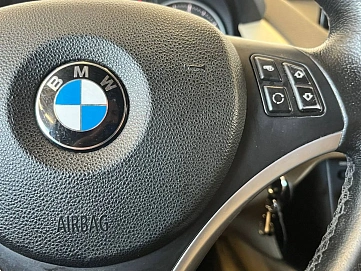 BMW X1, 2011г., полный привод, автомат