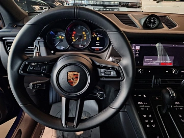 Porsche Macan, 2025г., полный привод, робот