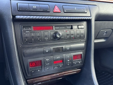 Audi A6, 1997г., передний привод, вариатор