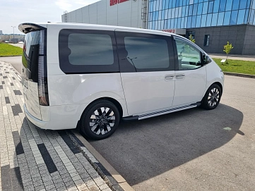Hyundai Staria, 2024г., передний привод, автомат