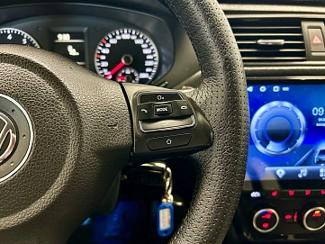 Volkswagen Jetta, 2014г., передний привод, механика