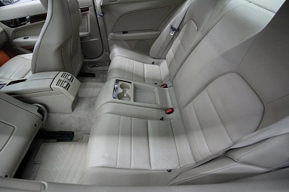 Mercedes-Benz E-Класс, 2012г., задний привод, автомат