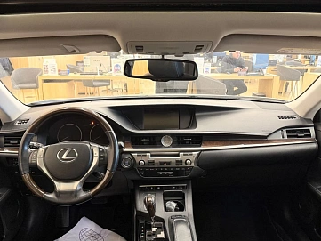 Lexus ES, 2014г., передний привод, автомат