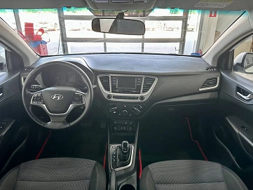 Hyundai Solaris, 2017г., передний привод, автомат
