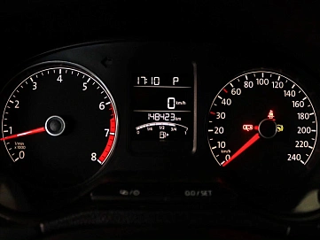 Volkswagen Polo, 2019г., передний привод, автомат