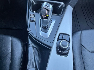 BMW 3 серии, 2013г., задний привод, автомат