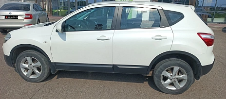 Nissan Qashqai, 2013г, полный привод, вариатор