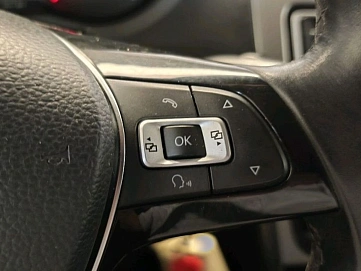 Volkswagen Polo, 2018г., передний привод, механика