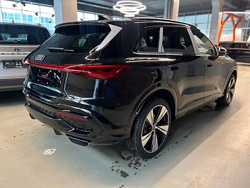 Audi Q5, 2025г., полный привод, робот