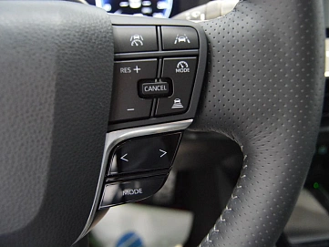 Toyota Camry, 2025г., передний привод, вариатор