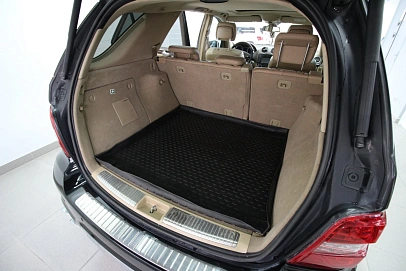 Mercedes-Benz M-Класс, 2010г., полный привод, автомат