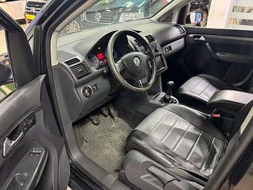 Volkswagen Touran, 2007г., передний привод, механика