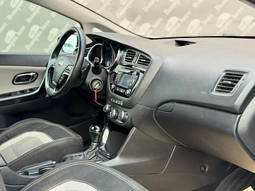 Kia Ceed, 2014г., передний привод, автомат
